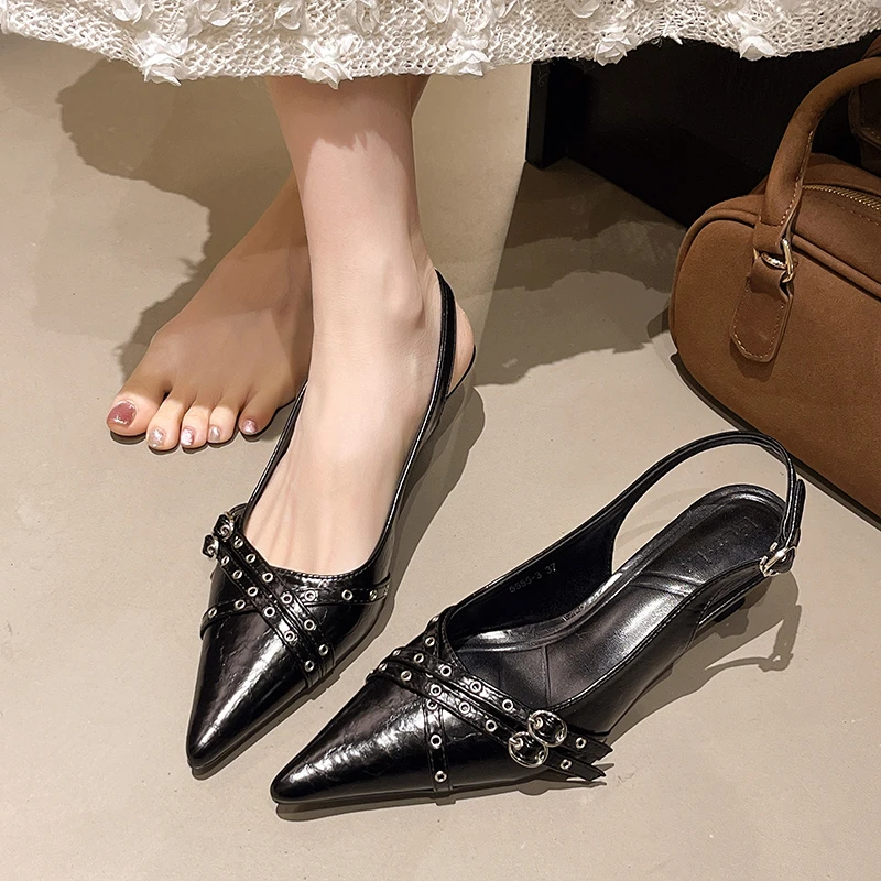 2025 New Women Pointed Toe San - Summer Clothing Modest บทวิจารณ์และราคา